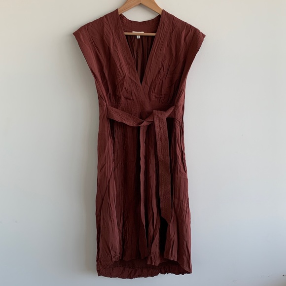 Dress - Picture 2 of 8